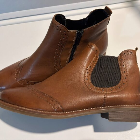 Remonte Chelsea Brogue Ankle Booties | EU 38 (US 7.5) NEW without box - Picture 3 of 5